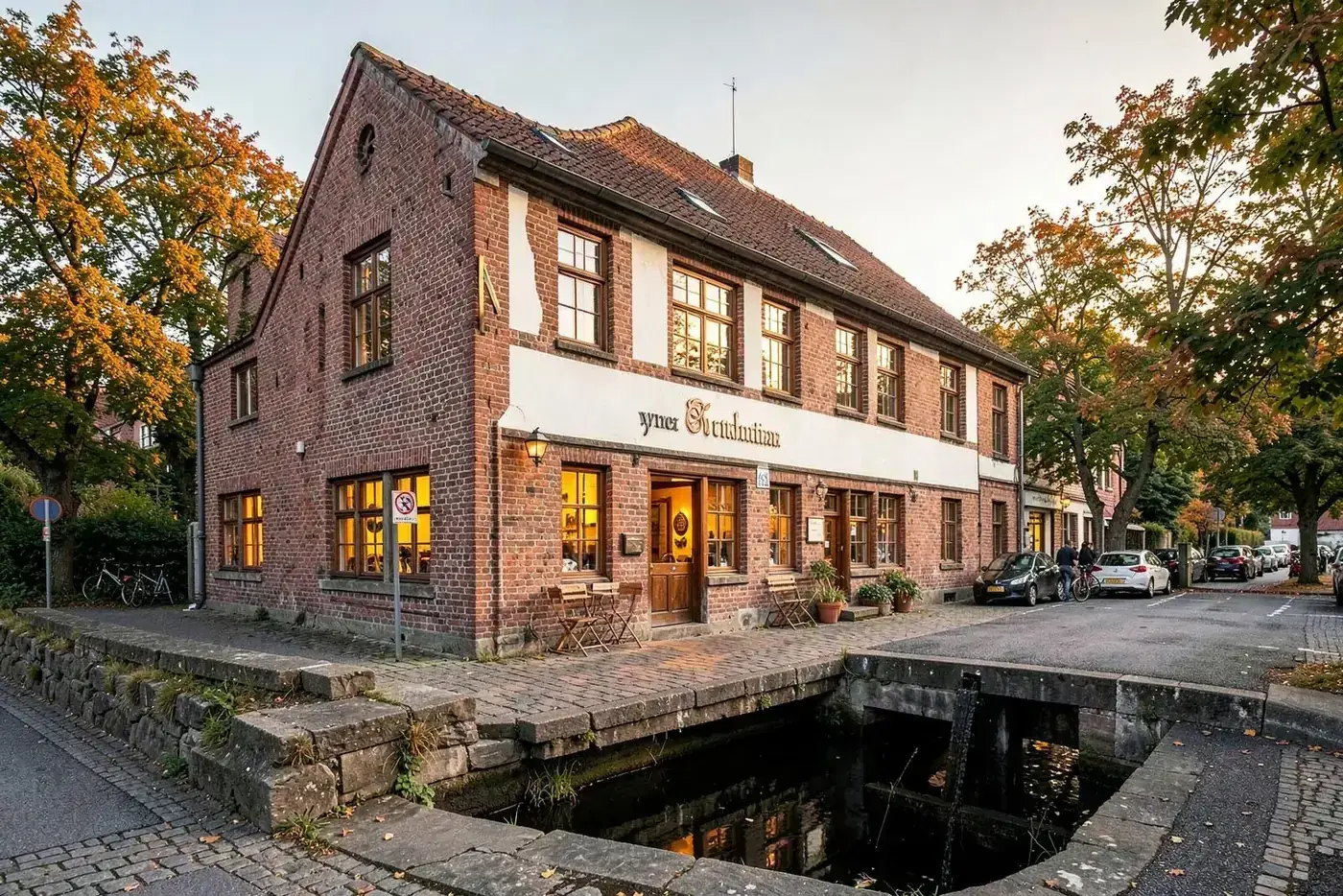Exterior view of Ristorante Alsterschleuse by the Alster near Tangstedt